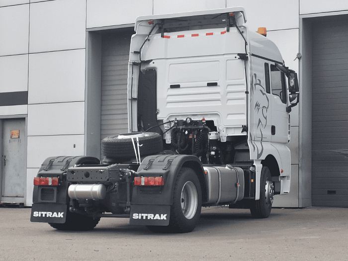 SITRAK C7H 4х2 МКПП